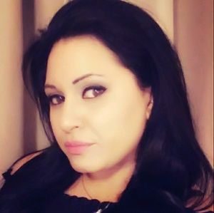 Meet your Posher, Rhonda